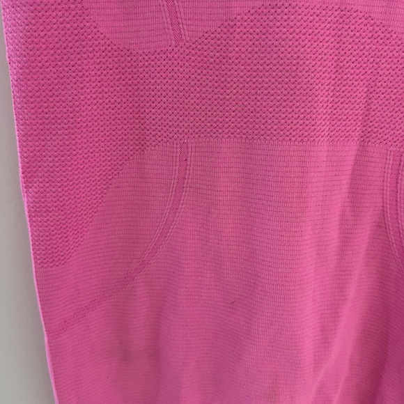 Lululemon vintage running tee - Picture 3 of 6